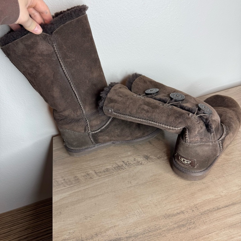 Ugg Women's Bailey Button Triplet - Chocolate - Picture 9 of 14